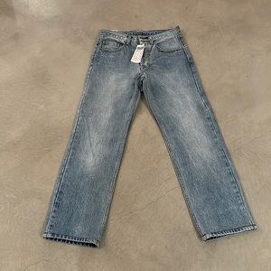 Brandy Melville Low Waisted 90s Jeans